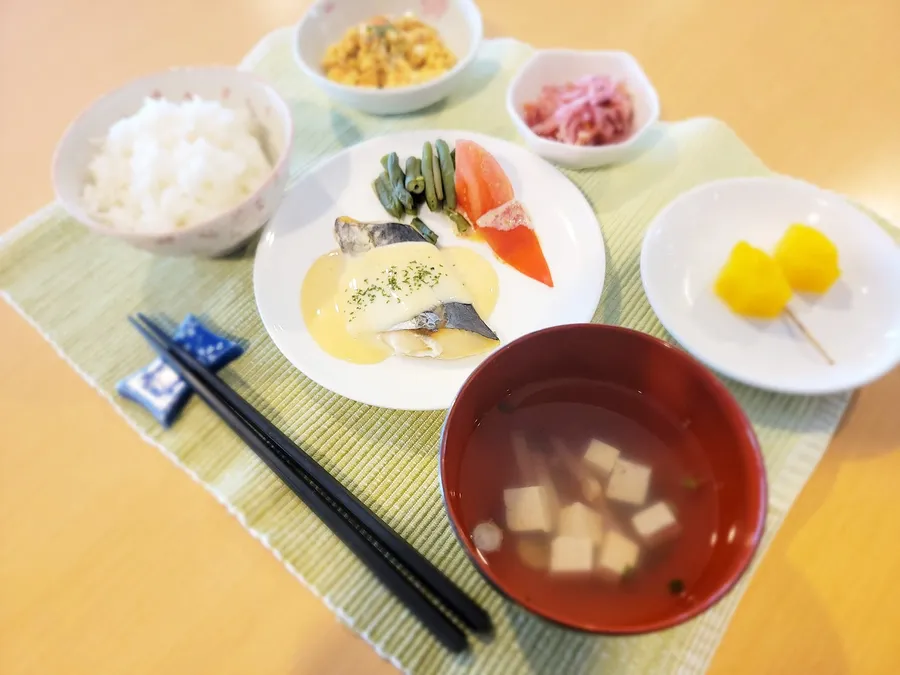 お食事